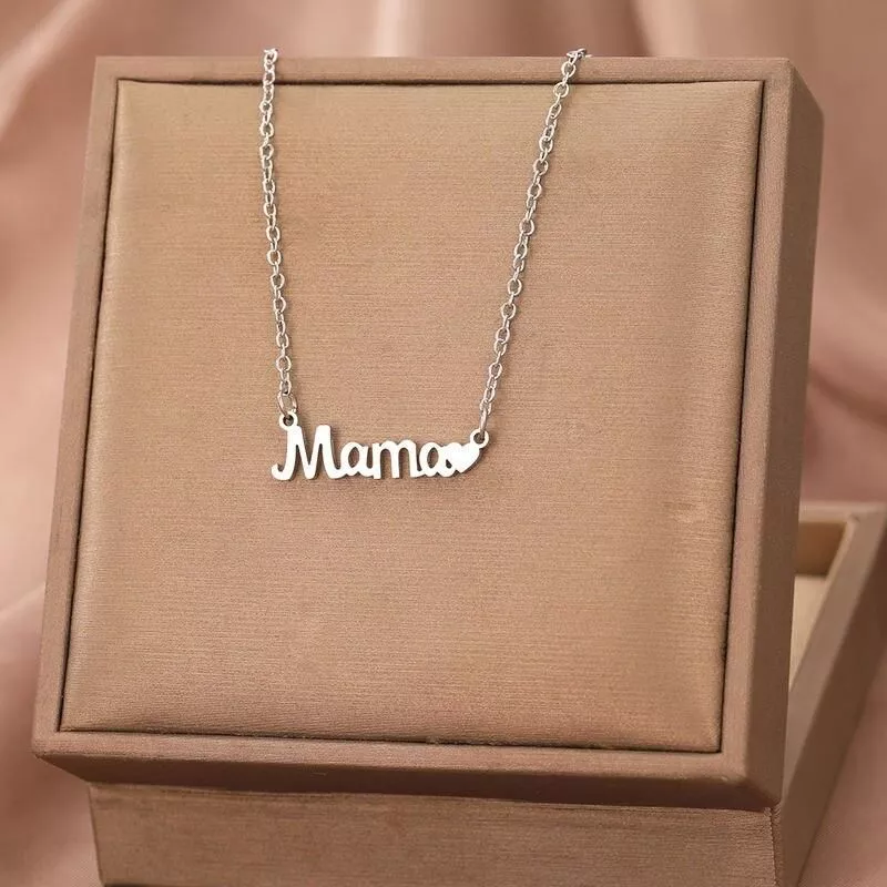 Stainless Steel Necklaces Mama Love Heart Letter Pendant Fashion Collar Chain Mother's Day Necklace For Women Jewelry Mama Gifts Stainless Steel Necklaces Mama Love Heart Letter Pendant Fashion Collar Chain Mother's Day Necklace For Women Jewelry Mama Gifts